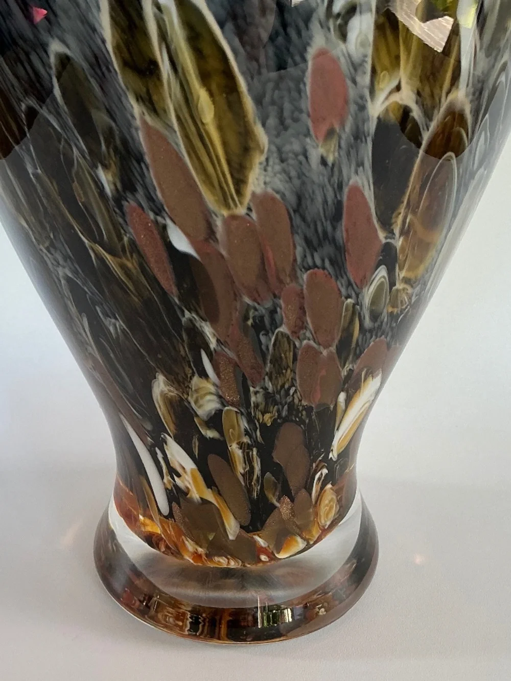New Stunning Hand-Blown Art Glass Vase Charcoal Amber Black Tortoiseshell Shell